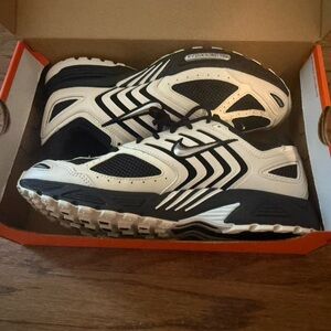 Mens Nike Air Pegasus 2K5 shoes - Black & Pale Ivory